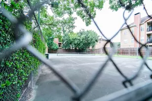 10811 Richmond Ave, Houston, TX 77042 - Photo 17