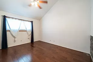 10811 Richmond Ave, Houston, TX 77042 - Photo 9