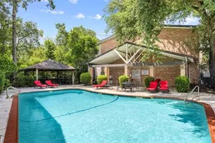 1805 Stoney Brook Dr, Houston, TX 77063 - Photo 25