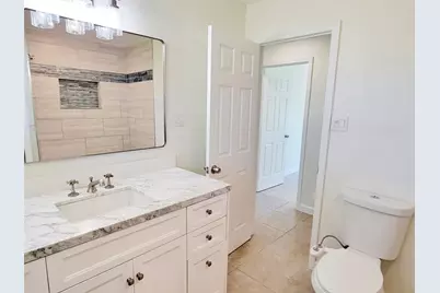519 N Shady Lane, La Porte, TX 77571 - Photo 21