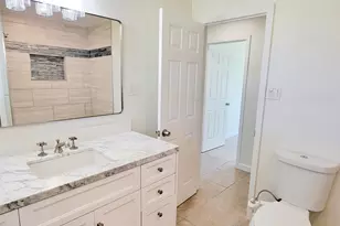 519 N Shady Ln, La Porte, TX 77571 - Photo 21