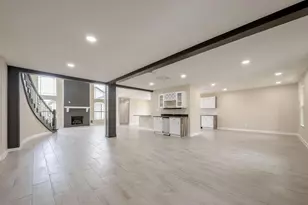 1011 Klamath Ln, Houston, TX 77090 - Photo 3