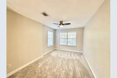 65 Hickory Oak Drive, The Woodlands, TX 77381 - Photo 13