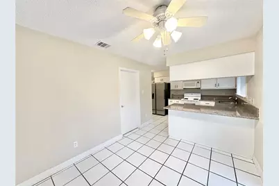 65 Hickory Oak Drive, The Woodlands, TX 77381 - Photo 11