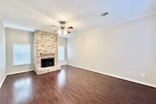 65 Hickory Oak Dr, The Woodlands, TX 77381 - Photo 3