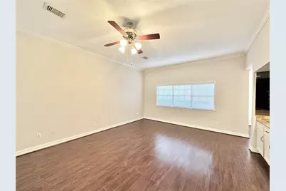 65 Hickory Oak Drive, The Woodlands, TX 77381 - Photo 5