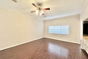 65 Hickory Oak Dr, The Woodlands, TX 77381 - Photo 5