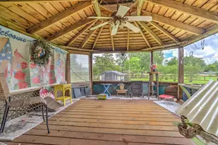 112 Persimmon Ln, Lake Jackson, TX 77566 - Photo 41