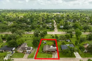 112 Persimmon Ln, Lake Jackson, TX 77566 - Photo 47