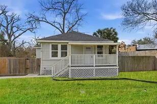5715 Enid St, Houston, TX 77009 - Photo 1
