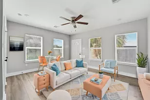 5715 Enid St, Houston, TX 77009 - Photo 13