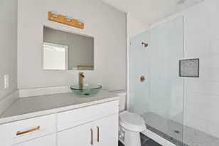 5715 Enid St, Houston, TX 77009 - Photo 23