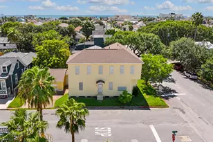 1425 Avenue K, Galveston, TX 77550 - Photo 3