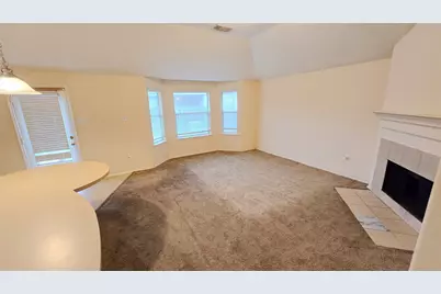 6111 Plantation Forest Drive, Katy, TX 77449 - Photo 9