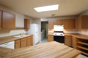 13026 Cavern Park Dr, San Antonio, TX 78249 - Photo 11