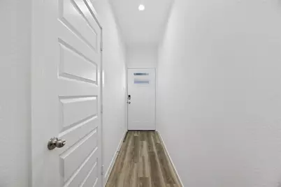 10309 Sylvan Woods Trail, Houston, TX 77051 - Photo 5