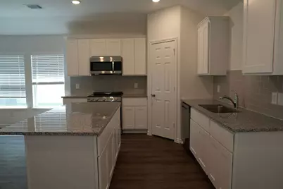 815 Stoney Point Lane, Dayton, TX 77535 - Photo 5