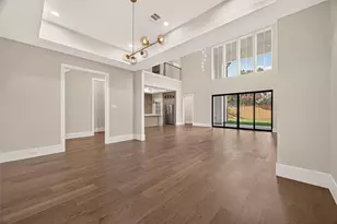 1326 Curtin St, Houston, TX 77018 - Photo 5
