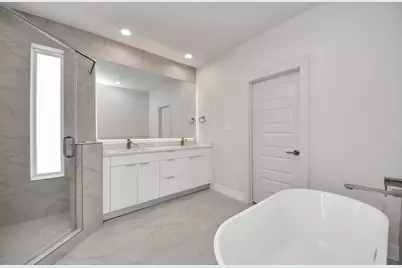 13105 Moncloa Drive, Houston, TX 77047 - Photo 15