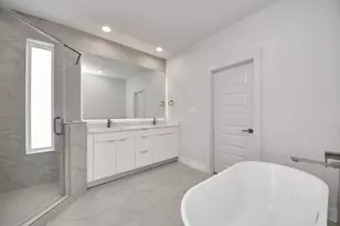 13105 Moncloa Dr, Houston, TX 77047 - Photo 15