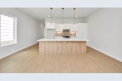 13105 Moncloa Drive, Houston, TX 77047 - Photo 3