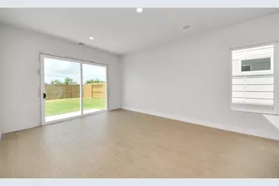 13105 Moncloa Drive, Houston, TX 77047 - Photo 9