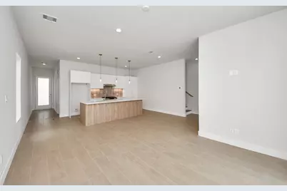 13105 Moncloa Drive, Houston, TX 77047 - Photo 5