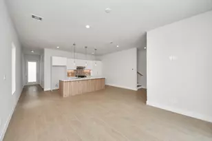 13105 Moncloa Dr, Houston, TX 77047 - Photo 5