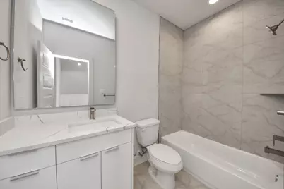 13105 Moncloa Drive, Houston, TX 77047 - Photo 21