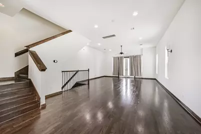 1108 W 15th 1/2 Street, Houston, TX 77008 - Photo 15