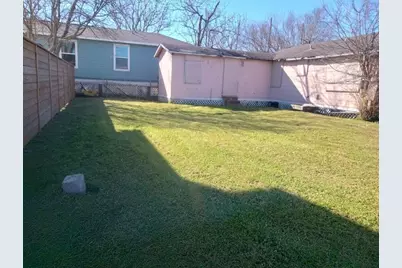 1315 52nd Street, Galveston, TX 77551 - Photo 3