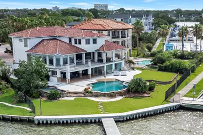 2240 Marina Way, Kemah, TX 77565 - Photo 3