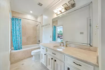 2240 Marina Way, Kemah, TX 77565 - Photo 33