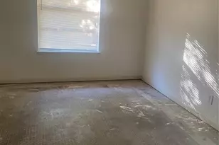 2101 Belvedere Dr, Baytown, TX 77520 - Photo 5