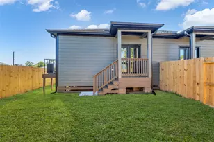 4905 Paula St, Houston, TX 77033 - Photo 29