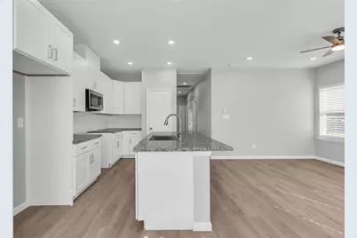 4905 Paula Street #B, Houston, TX 77033 - Photo 9