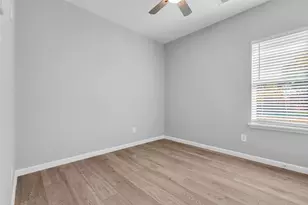 4905 Paula St, Houston, TX 77033 - Photo 23