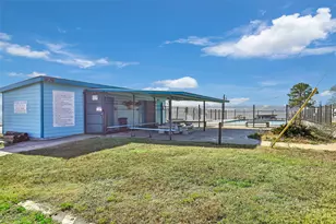 61 S Hilltop St, Point Blank, TX 77364 - Photo 39