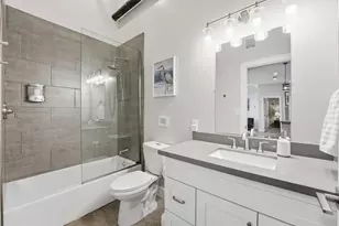 315 Tremont St, Galveston, TX 77550 - Photo 17