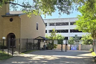 17738 Kings Park Ln, Houston, TX 77058 - Photo 21