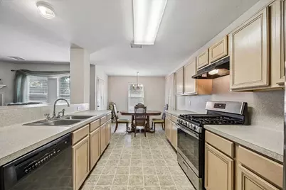 5123 Redemption Circle, Houston, TX 77018 - Photo 3