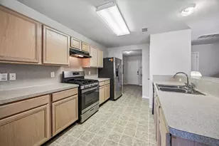 5123 Redemption Cir, Houston, TX 77018 - Photo 5