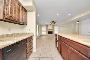 13507 White Cliff Dr, Houston, TX 77065 - Photo 11