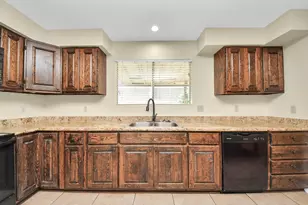 13507 White Cliff Dr, Houston, TX 77065 - Photo 9