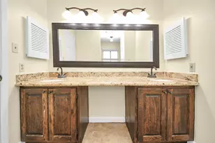 13507 White Cliff Dr, Houston, TX 77065 - Photo 23