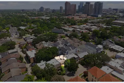 5426 John Dreaper Drive, Houston, TX 77056 - Photo 35