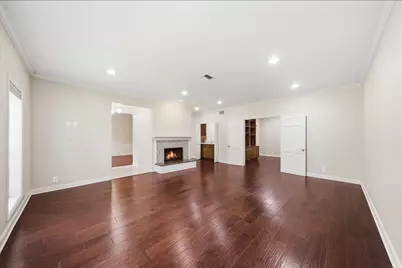 5426 John Dreaper Drive, Houston, TX 77056 - Photo 9