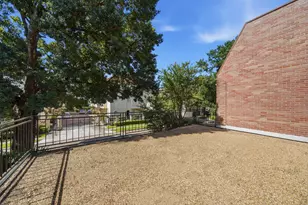 5426 John Dreaper Dr, Houston, TX 77056 - Photo 31