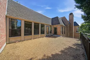 5426 John Dreaper Dr, Houston, TX 77056 - Photo 31