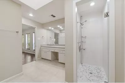5426 John Dreaper Drive, Houston, TX 77056 - Photo 21